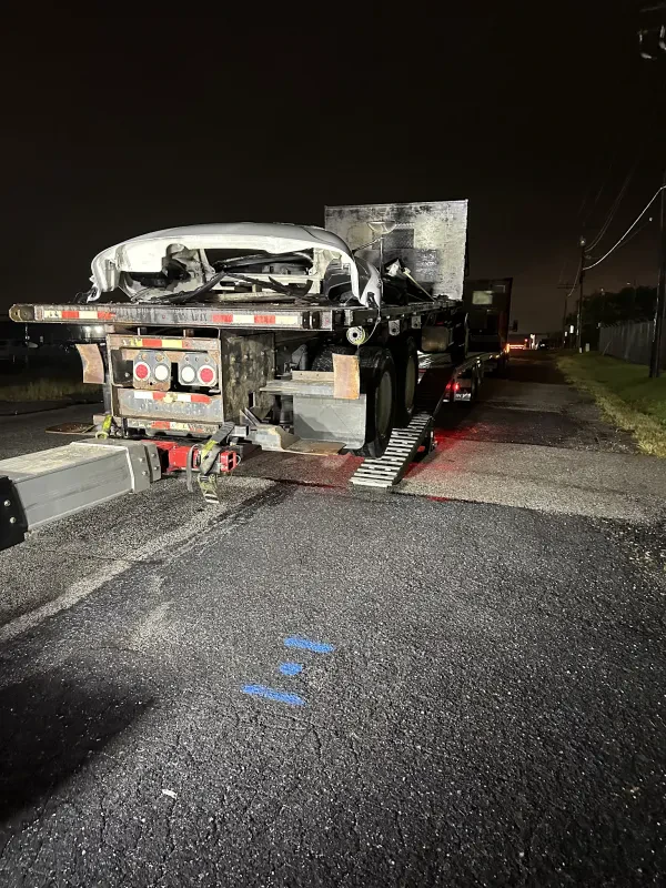 Heavy Duty Towing - photo 4