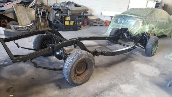 Unique Auto Body LLC - photo 3