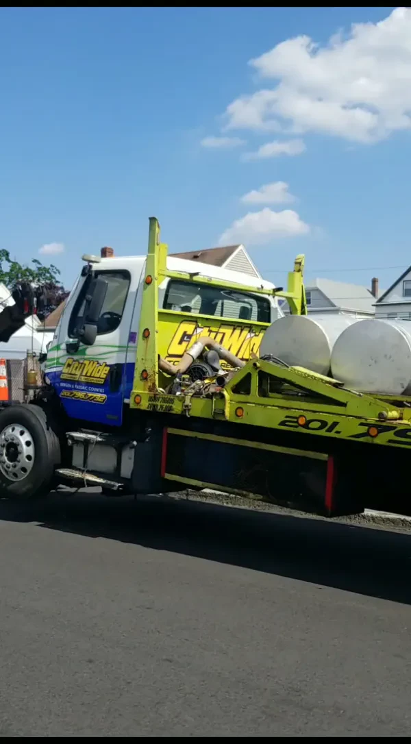 Norwin towing truck - photo 2
