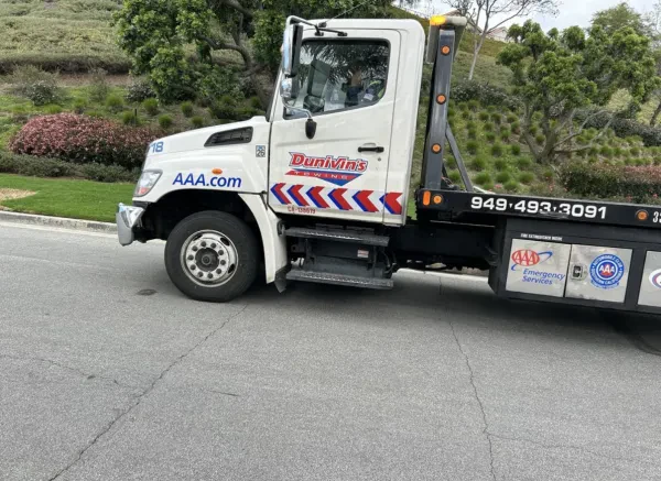 Dunivin’s Towing Service - photo 3