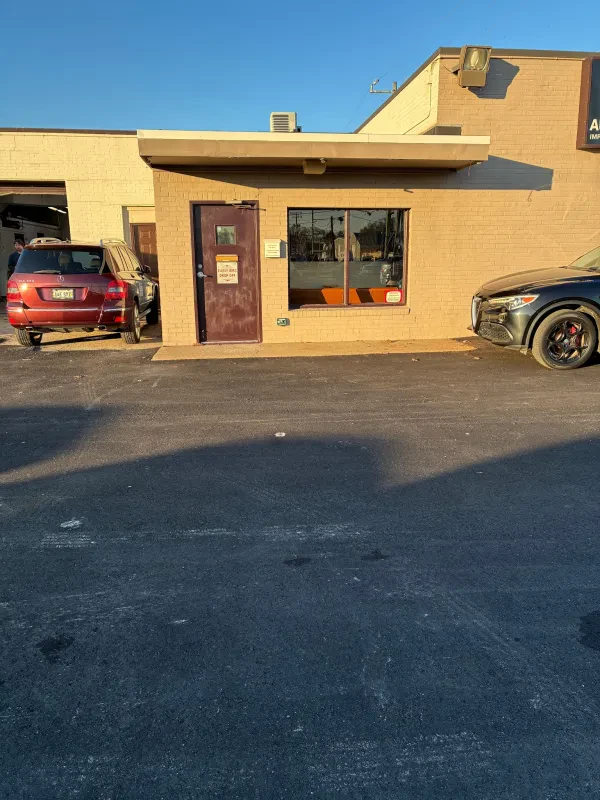 Motor Vault Auto Sales - photo 3