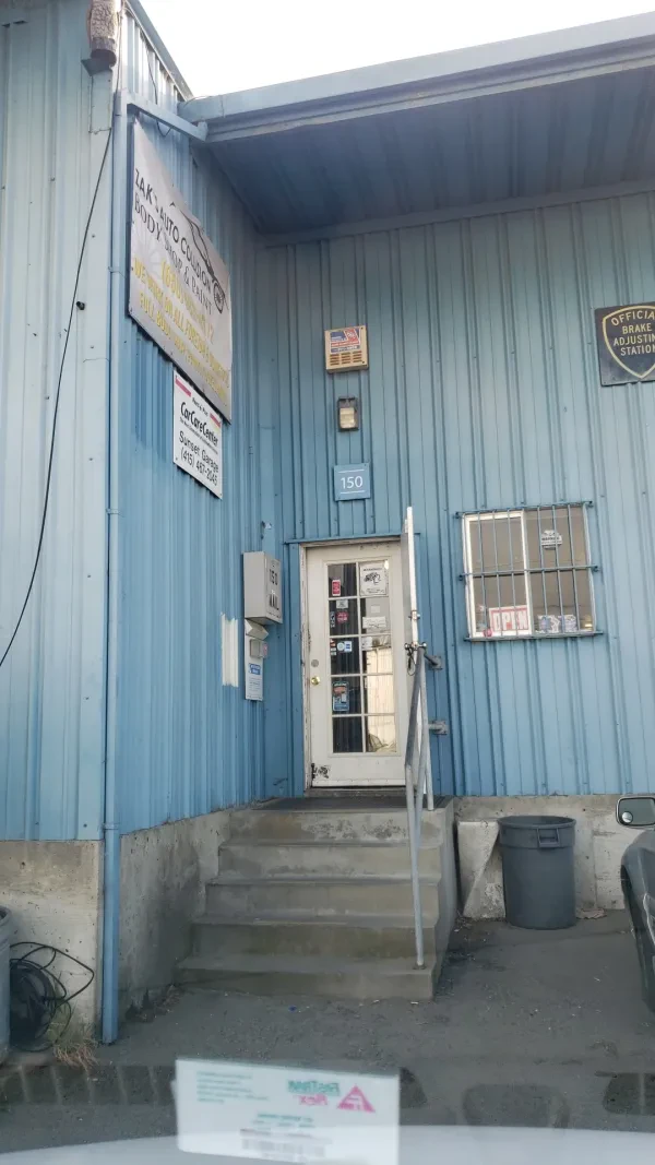 Zak's Auto Collision - photo 2