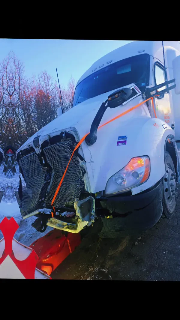 Mickabella Repair & Towing co - photo 2