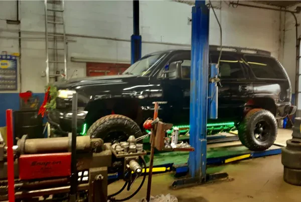 Laurel Park Auto Service & Towing - photo 4