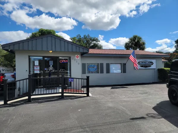 Lake Helen Auto, LLC - photo 2
