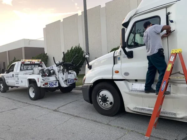 Mondragon Towing - photo 3