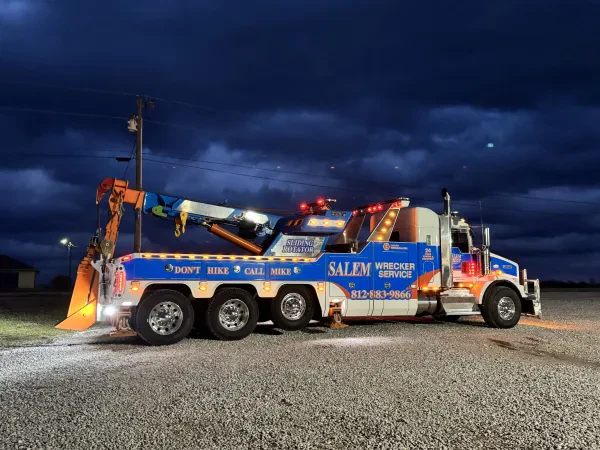 Salem Wrecker Service - photo 3