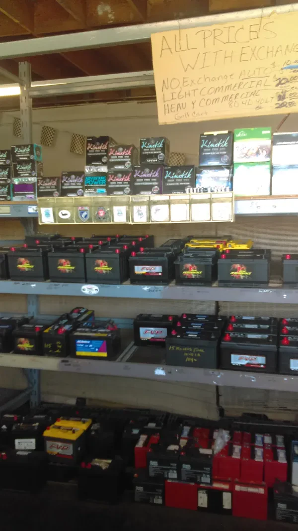 Lee's Batteries - photo 2