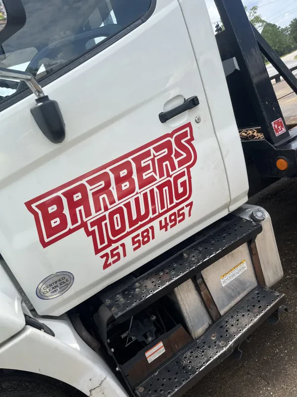 Barber's Towing - photo 3