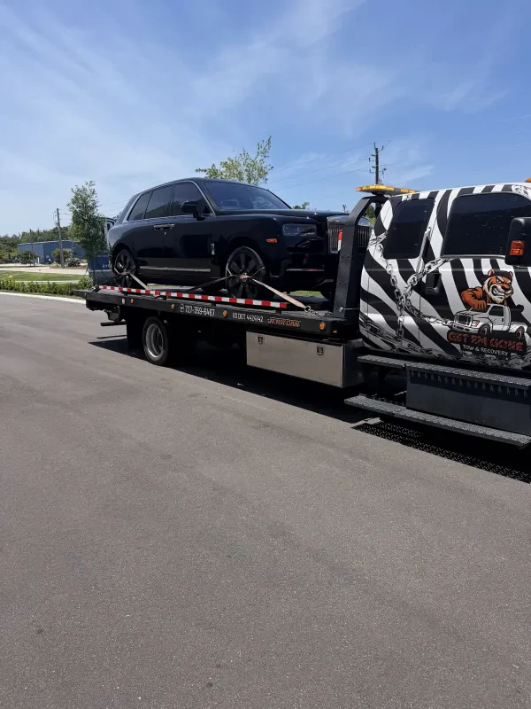 Get Em Gone Tow and Recovery - photo 3