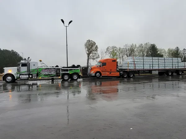 Davis Towing LLC - photo 2