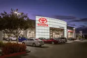Elk Grove Toyota – Service