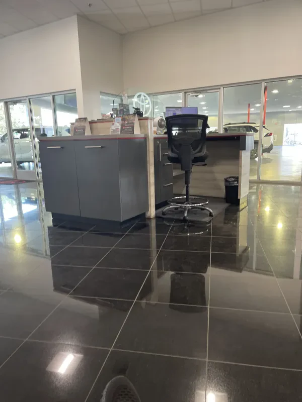 Elk Grove Toyota – Service - photo 3