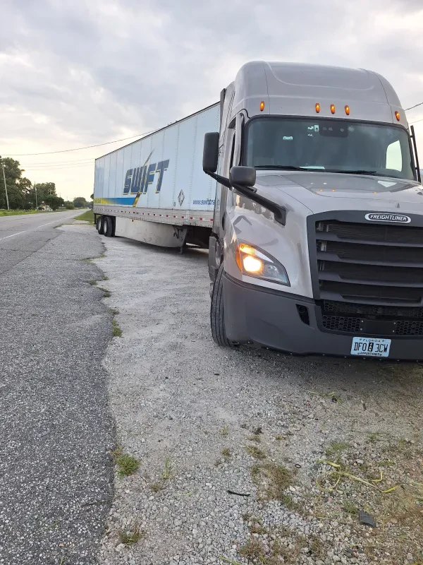Quick Tire Truck & Auto new & used HR24 Roadside assistance - photo 3
