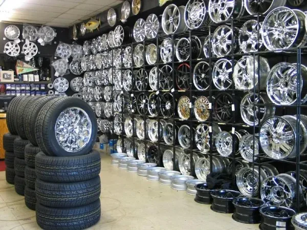 Hubcap Heaven in Suitland Maryland - photo 2