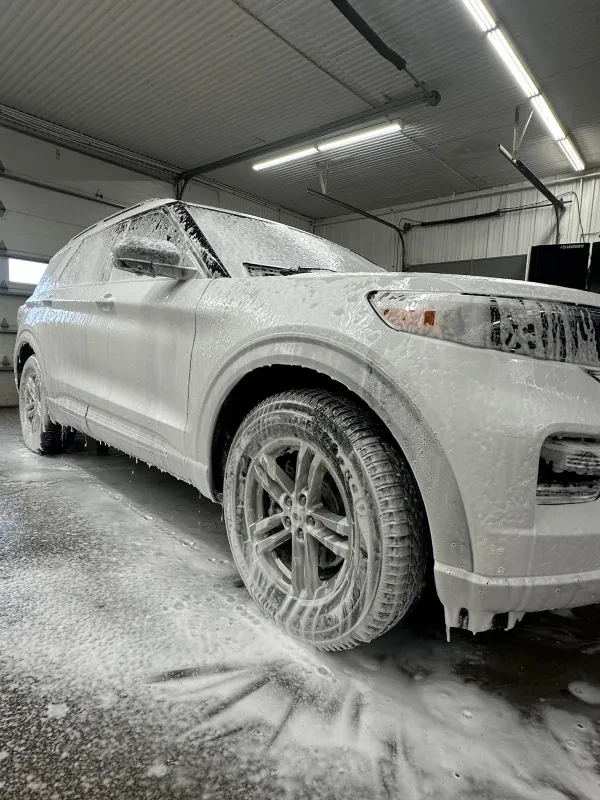 United Auto Body Inc. - photo 2