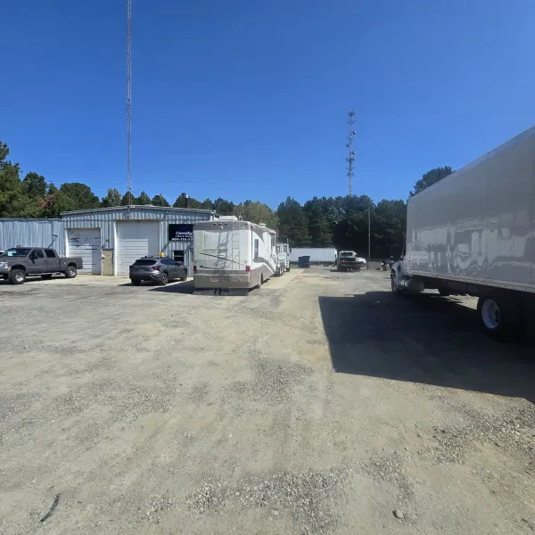 Family Auto & Towing - photo 3
