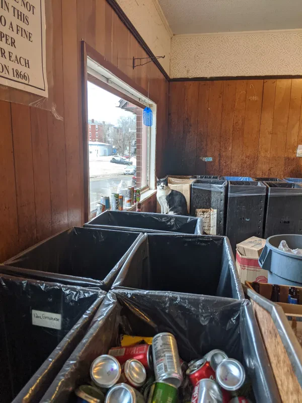 Waldo Street Redemption Center Rumford - photo 2