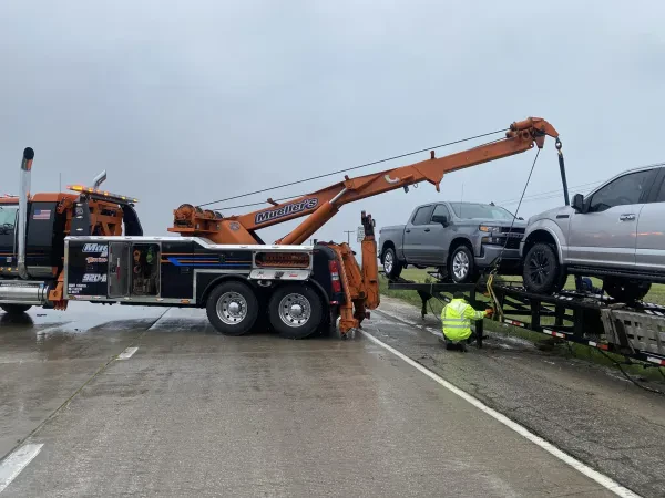 Mueller's Repair & Recovery LLC - photo 3
