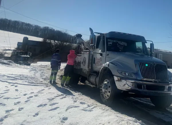 Criswell's Towing and Repair - photo 2
