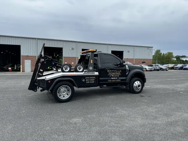 Bayville Towing & Recovery - photo 4