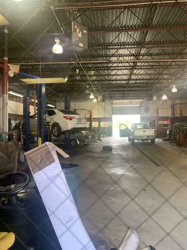 Fort Washington Auto & Tire Center - photo 4