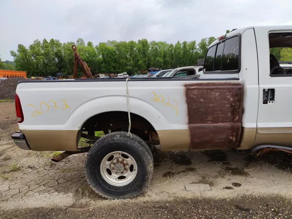 Mudd Duck Auto Sales & Salvage - photo 3
