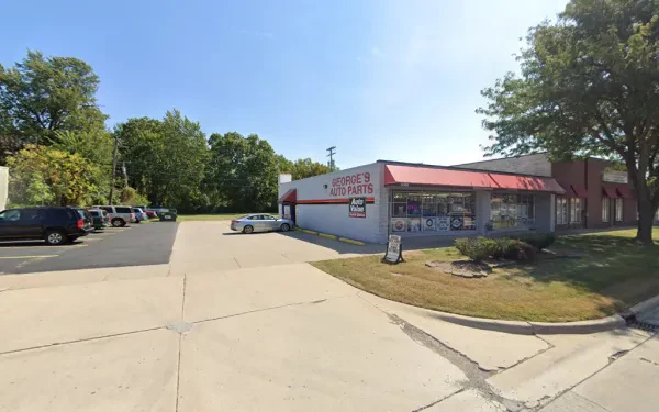 George's Auto Parts - photo 4