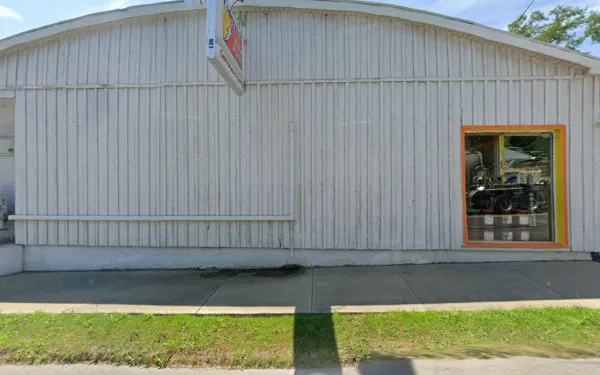 CANTON AUTO SUPPLY-FEDERATED AUTO PARTS - photo 3