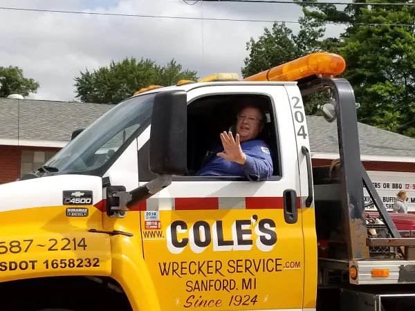 Cole's Wrecker Service & Garage - photo 3