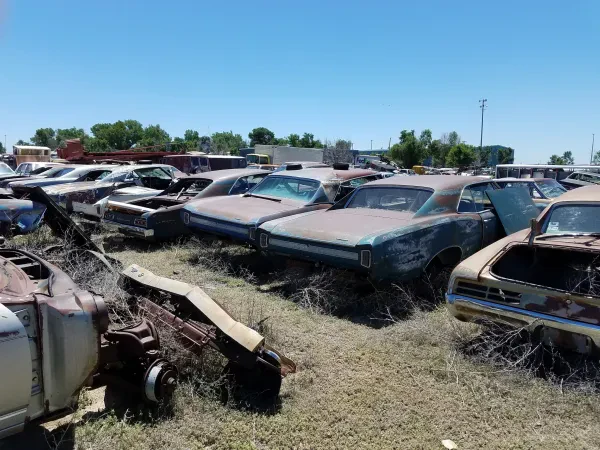 Woller Auto Parts Inc - photo 2