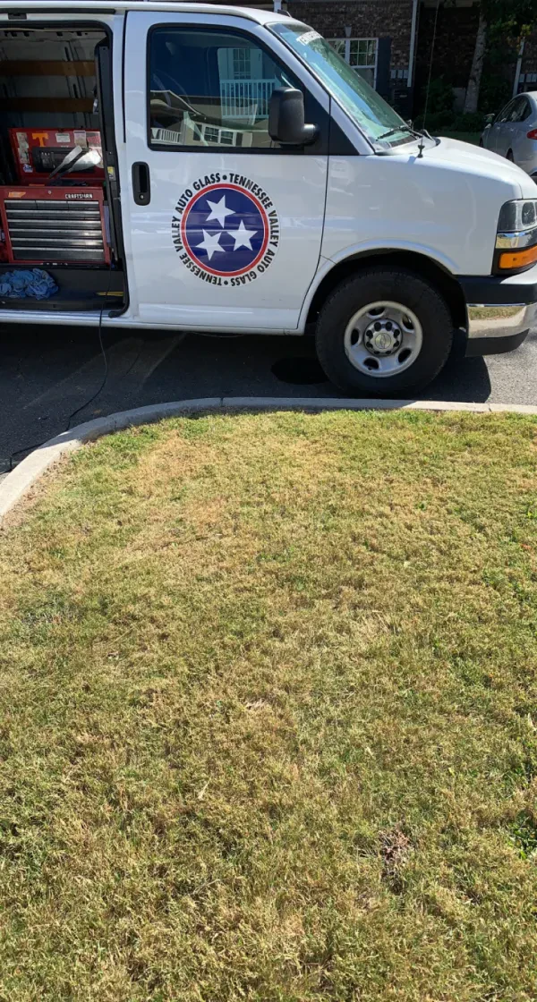 Tennessee Valley Auto Glass LLC - photo 2