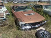 Ernest Auto Wrecking & Truck