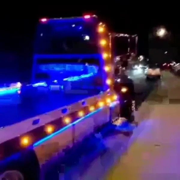 Rivera Towing - photo 2
