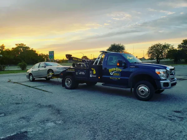 Reed City Towing - photo 3