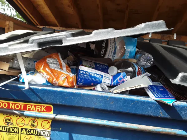 THE TRASH COMPANY - photo 4