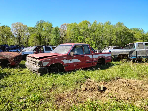 Hurley's Auto Sales & Salvage - photo 3