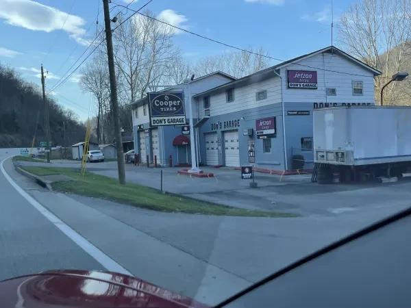 Don's Garage & Auto Parts - photo 2