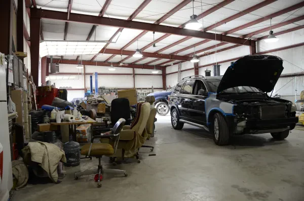 Hazelwood's Auto Body - photo 4