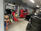 Edgewater International Auto Body & Auto Tech