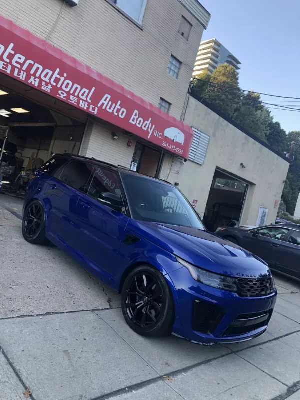 Edgewater International Auto Body - photo 3