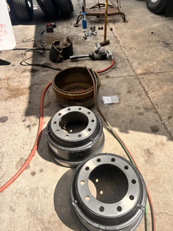 Seegers Truck & Trailer Repair - photo 4