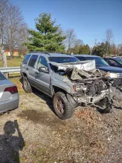 JOHN'S TOWING