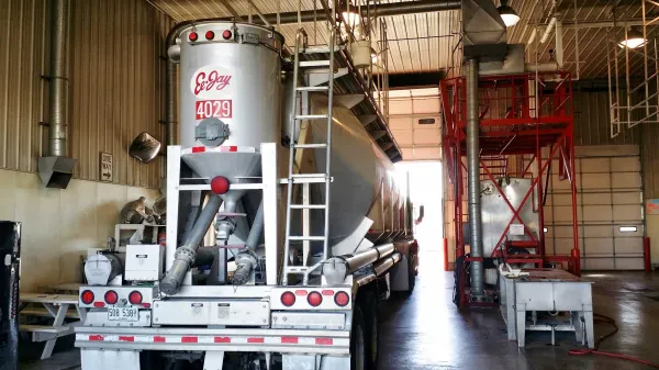 Ee-Jay Motor Transports, Inc. - photo 3