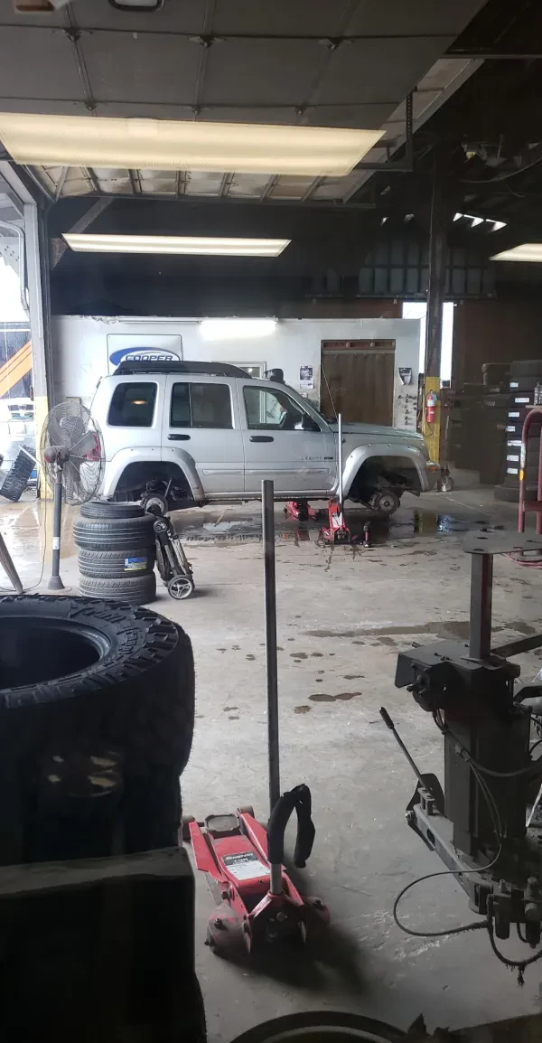A & R Tire Sales & Recycling Inc. - photo 2
