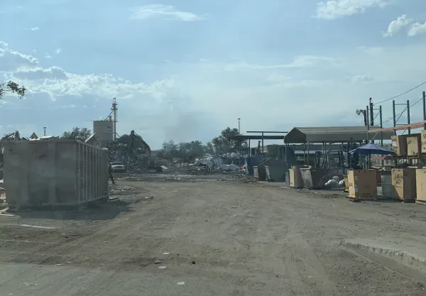 Earth Day Recycling Co - photo 2
