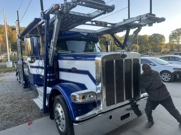 Matthews Towing & Body Shop - photo 4