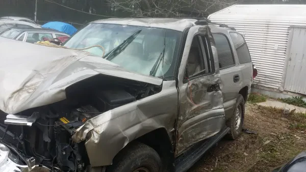Howell Body Shop, LLC - photo 2