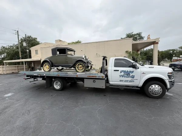 Duque & Sons Towing - photo 3