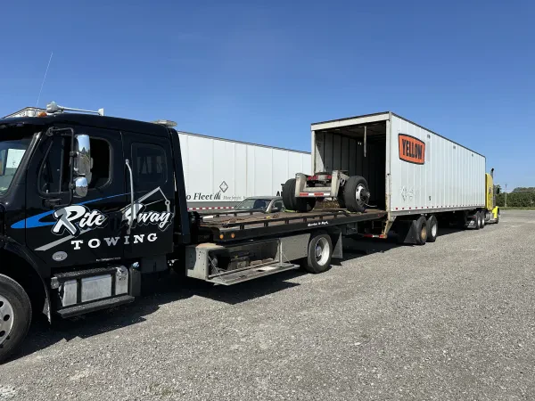 Rite Away Towing And Hauling LLC - photo 2